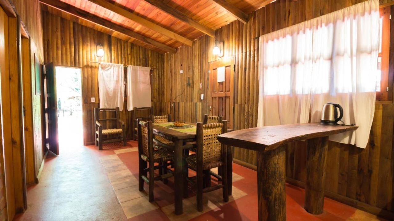 Cabanas Soltame Carnaval Puerto Iguazu Exterior photo