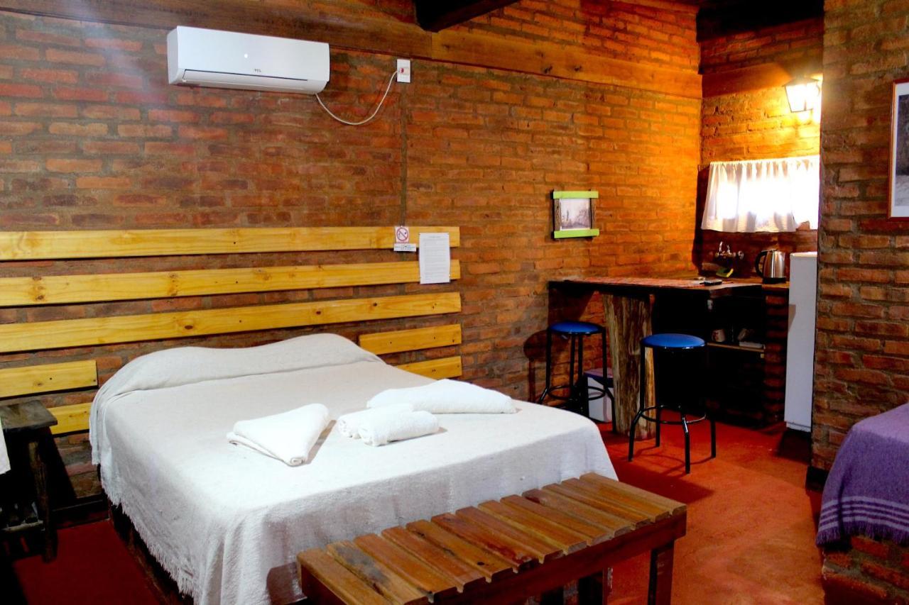 Cabanas Soltame Carnaval Puerto Iguazu Exterior photo
